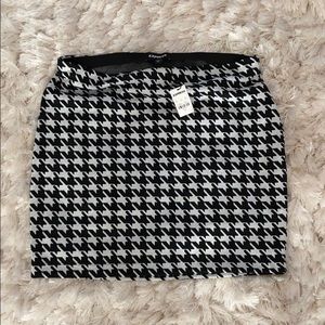 Express houndstooth mini skirt